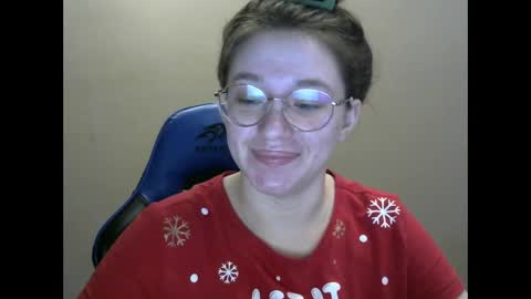 Snapshot of zara_golden chatting on February 2025 03:27:01 AM chaturcum online show from February 2025 03:27:01 AM
