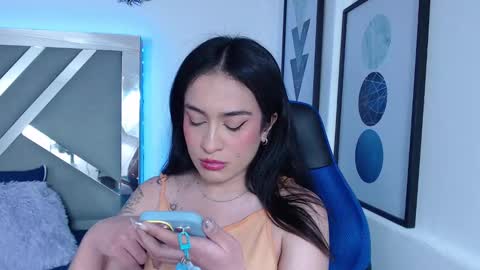 zaradames_ online show from December 2024 05:42:02 AM