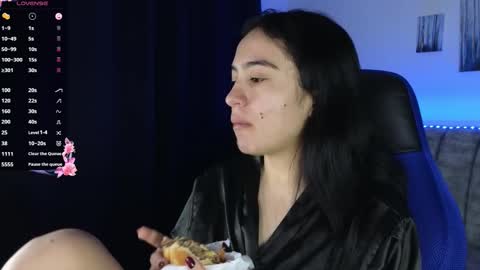 zaradames_ online show from December 2025 04:29:02 AM