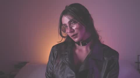 Miss Lynch   Next show  2911 online show from September 2025 11:48:01 PM