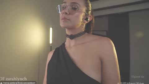 Miss Lynch   Next show  2911 online show from November 2025 11:05:01 PM