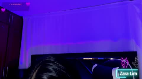 Zara Lim  online show from November 2025 11:50:01 PM