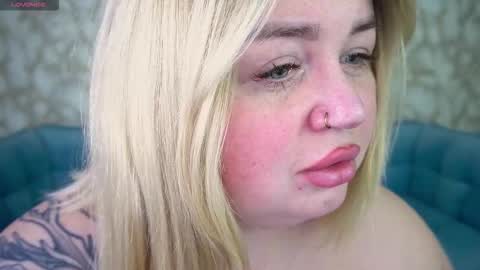 Lola online show from March 2026 10:13:01 PM