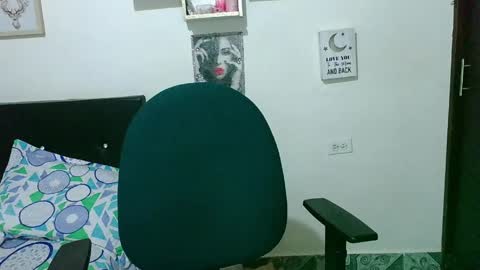 zaray online show from April 2026 12:05:02 AM