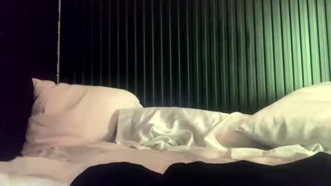 zarayaa_v online show from May 2026 06:43:02 AM