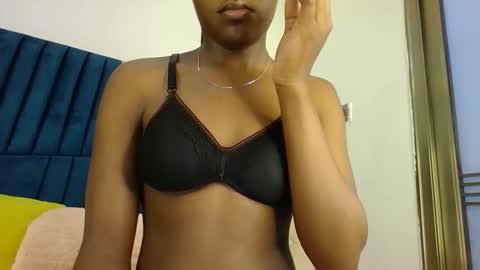 Snapshot of zariah011 chatting on March 2026 07:30:02 PM zariah online show from March 2026 07:30:02 PM