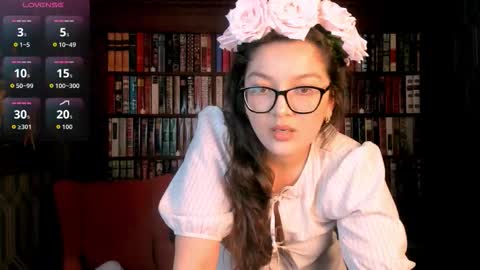 Zarifa online show from October 2025 10:33:02 PM