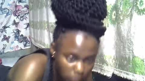 Snapshot of zarinamarlin chatting on June 2026 02:01:02 PM zarinamarlin online show from June 2026 02:01:02 PM