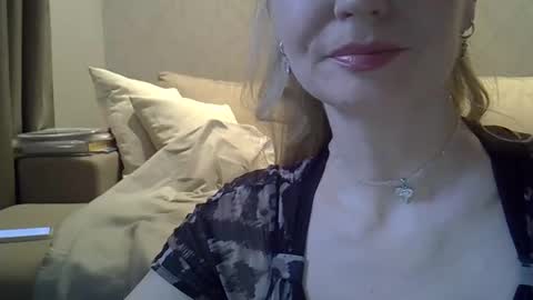 Zarina Swift online show from April 2026 04:52:02 AM