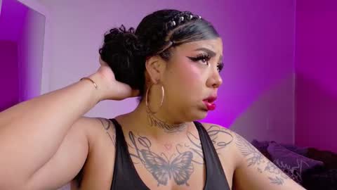 zaya_1 online show from February 2026 12:17:01 PM