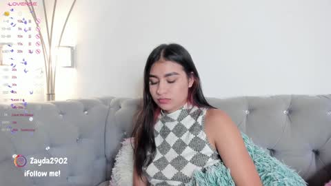 Snapshot of zayda_ chatting on January 2025 01:18:02 AM Zayda online show from January 2025 01:18:02 AM