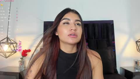 Snapshot of zayda_ chatting on February 2025 07:05:01 PM Zayda online show from February 2025 07:05:01 PM