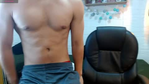 zayn_clausen online show from May 2026 06:47:02 PM