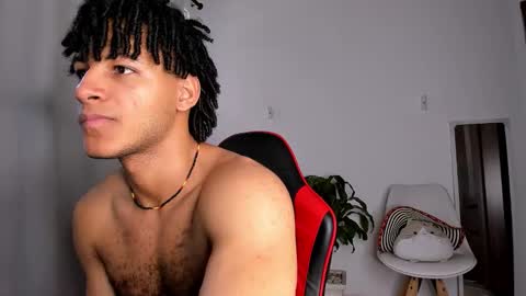 Snapshot of zayn_moreno chatting on March 2026 05:37:02 PM zayn 3 online show from March 2026 05:37:02 PM