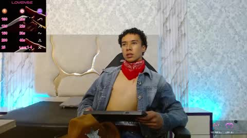 zayn_tay online show from January 2026 07:19:01 PM