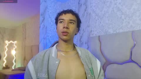 zayn_tay online show from February 2026 03:10:01 AM