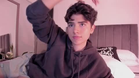 Hii im Zay.                 I save money for education. PVT Open. online show from January 2026 05:43:02 AM