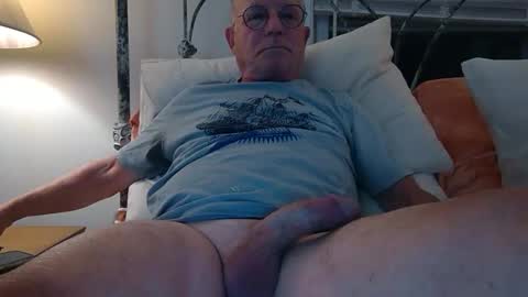 Snapshot of zedman521 chatting on October 2025 11:00:01 AM zedman521 online show from October 2025 11:00:01 AM