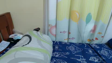 Snapshot of zeina_gen chatting on November 2025 08:43:02 PM flabby online show from November 2025 08:43:02 PM