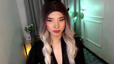 zelainalovetocum online show from January 2025 06:33:01 AM