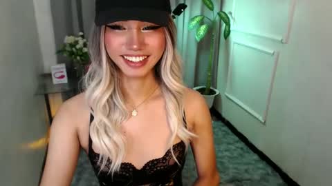 zelainalovetocum online show from February 2025 07:47:02 PM