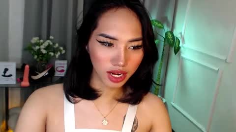 zelainalovetocum online show from March 2025 05:34:02 PM