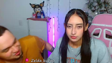 Snapshot of zelda_kuro chatting on November 2025 12:43:01 AM Zelda And Kuro online show from November 2025 12:43:01 AM