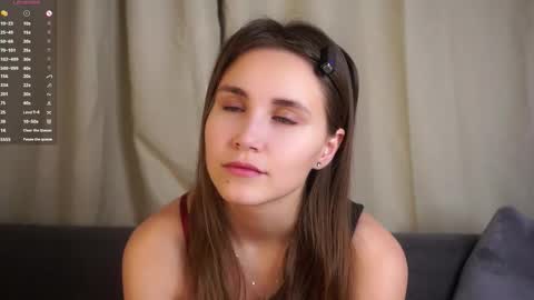 Emilia online show from November 2025 01:22:01 AM