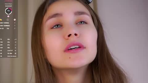 Emilia online show from December 2025 11:33:02 PM