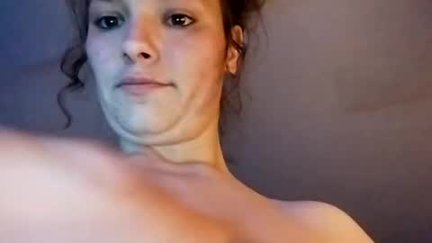 KENDAL Kaylee online show from February 2025 09:42:02 AM