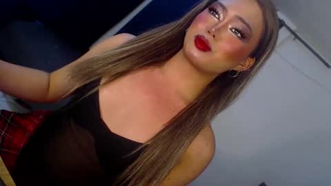 Snapshot of zemi_max chatting on March 2026 08:53:01 AM zemi_max online show from March 2026 08:53:01 AM