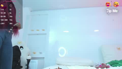 Zenda Evans online show from December 2024 10:55:02 AM