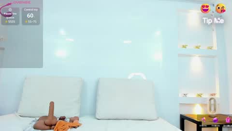 Zenda Evans online show from January 2025 04:08:01 AM