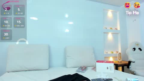 Zenda Evans online show from February 2025 03:55:02 AM