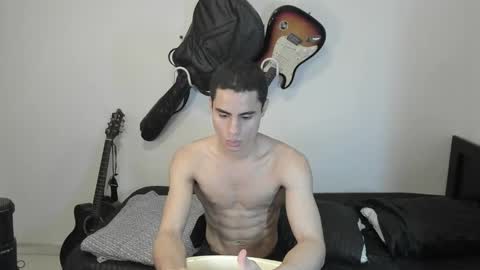 zenzhu online show from January 2025 07:57:01 PM