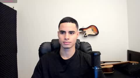 Snapshot of zenhzu chatting on March 2026 04:32:02 PM zenzhu online show from March 2026 04:32:02 PM