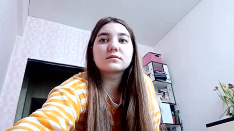 zeniabrossoit online show from March 2026 07:25:02 AM