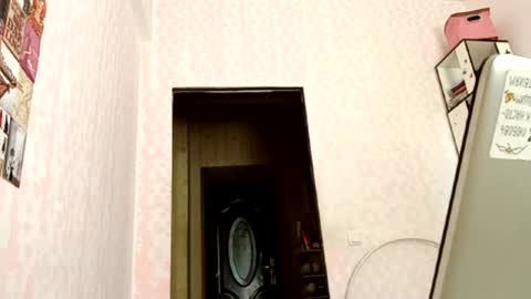 zeniabrossoit online show from May 2026 03:34:01 AM