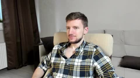 Snapshot of zepanl chatting on March 2026 09:02:01 AM Andrew online show from March 2026 09:02:01 AM