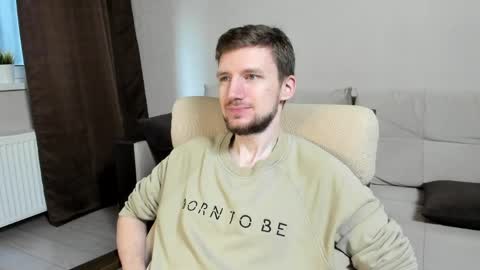 Snapshot of zepanl chatting on March 2026 07:08:02 AM Andrew online show from March 2026 07:08:02 AM