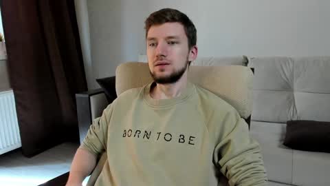 Snapshot of zepanl chatting on April 2026 08:56:02 AM Andrew online show from April 2026 08:56:02 AM