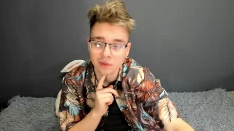 Ethan online show from April 2026 02:25:02 AM