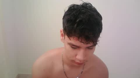 zeus_183 online show from December 2025 12:36:02 PM