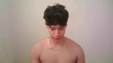 zeus_183 online show from May 2026 12:21:01 PM