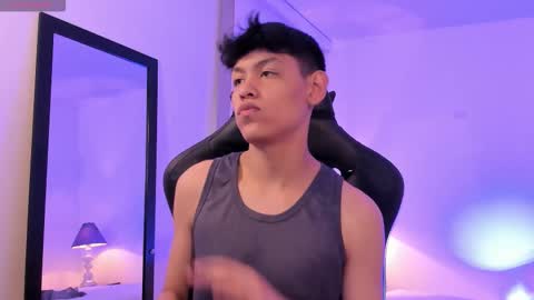 zeus_blaze online show from November 2025 07:26:01 PM