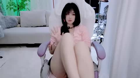 zhen online show from November 2025 11:59:01 PM