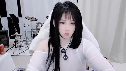 zhen online show from April 2026 10:44:02 PM