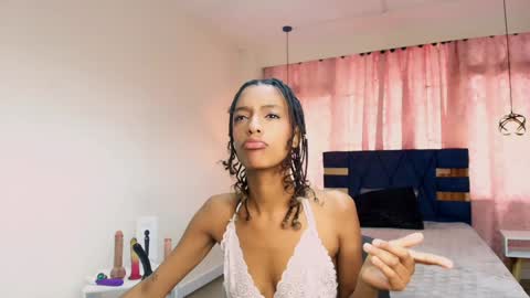 Zia Green online show from February 2025 12:17:02 PM