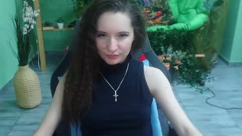 zianichols online show from February 2025 11:41:02 PM