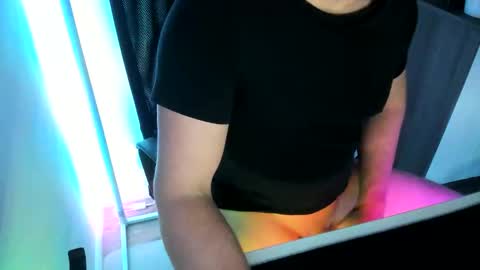 Snapshot of ziemlichflutschig chatting on March 2026 05:27:01 PM ziemlichflutschig online show from March 2026 05:27:01 PM